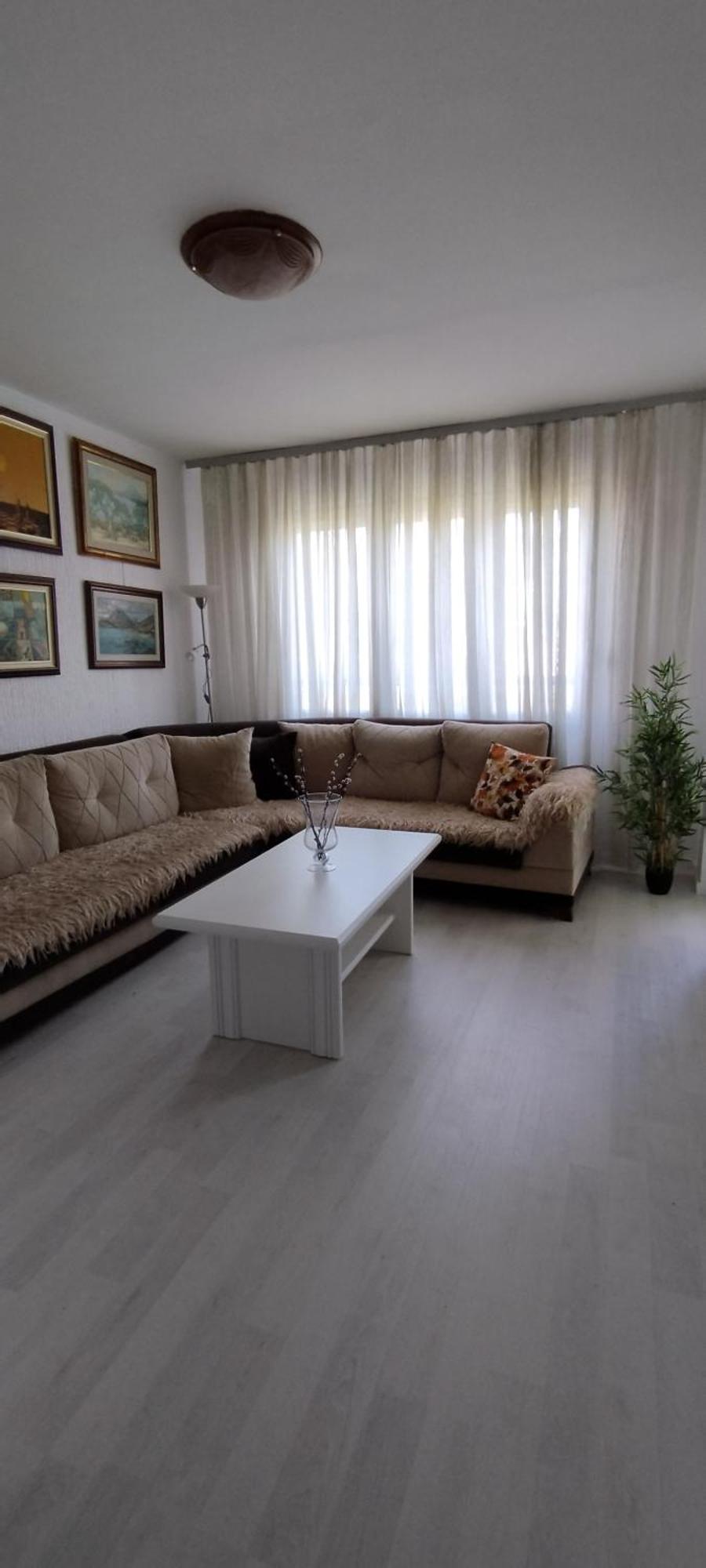Royal Apartment Бар Екстериор снимка
